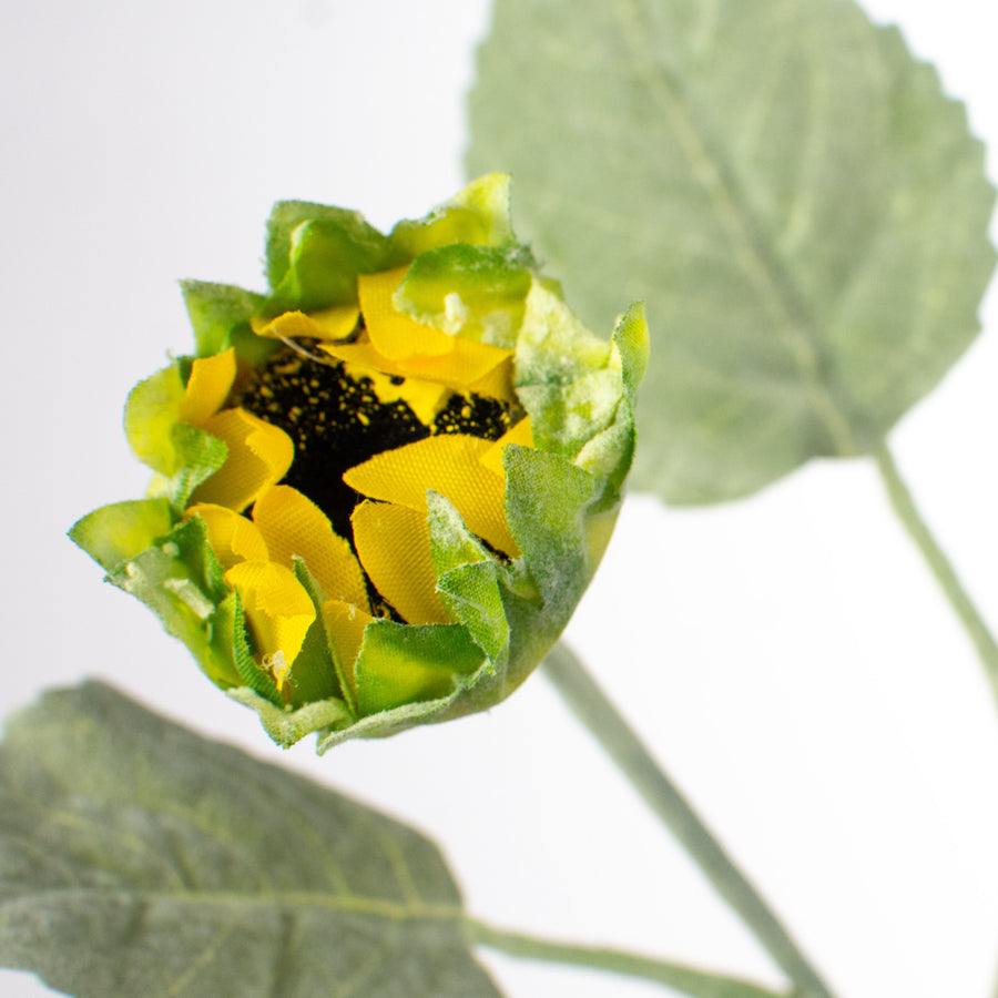 28" Double Sunflower Stem: Yellow detail photo 3