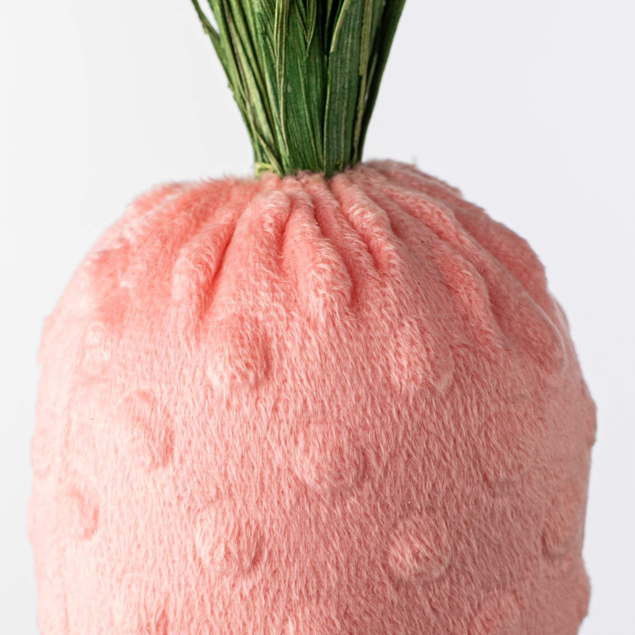 20" Swiss Dot Faux Fur Jumbo Carrot: Peach detail photo 3