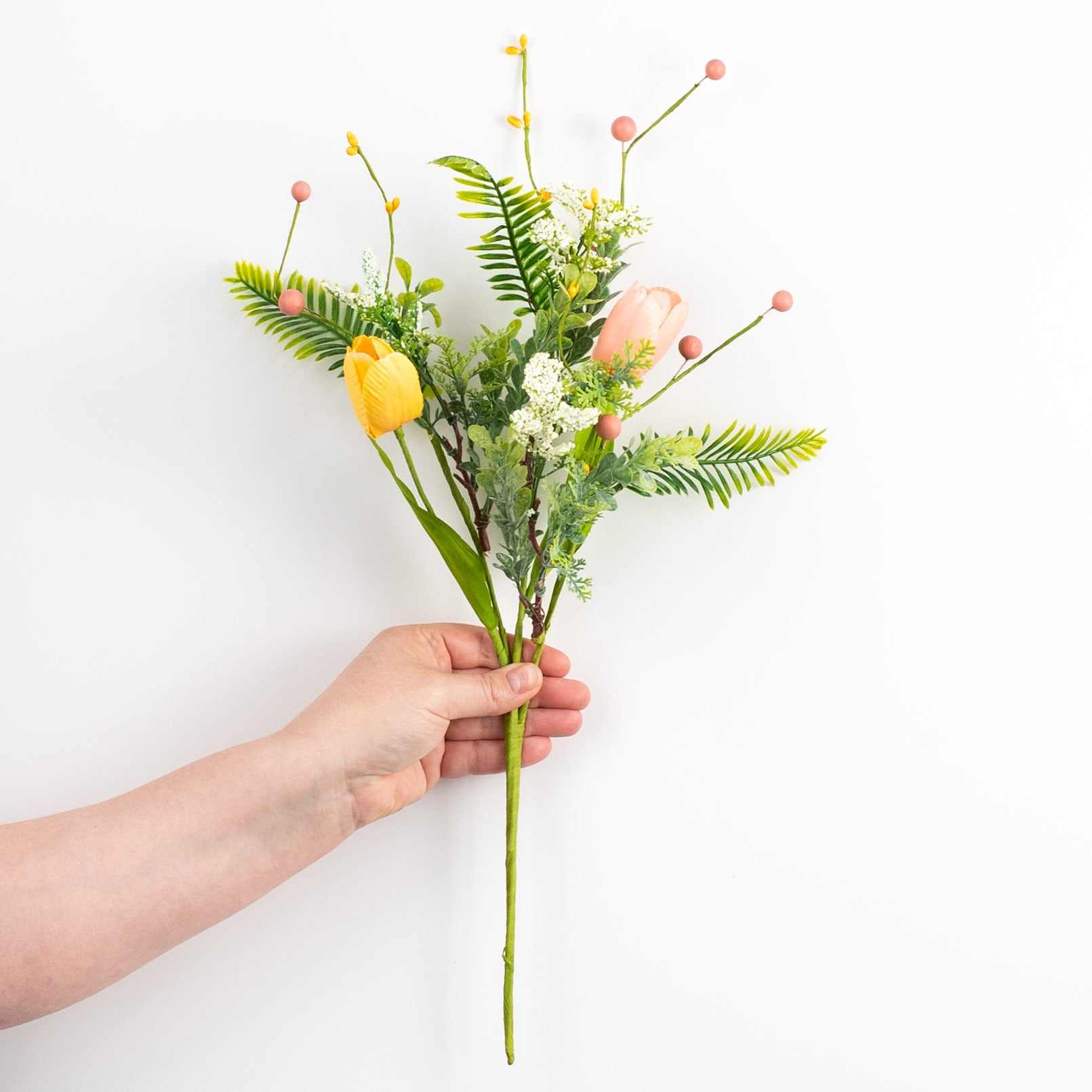 19" Tulips with Greenery Bush: Peach & Yellow detail photo 3
