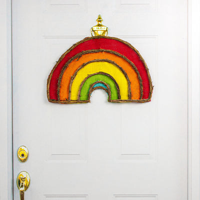 21" Twig Rainbow Form Lifestyle Photo
