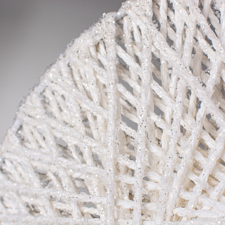 19" Twine Round Wreath Form: White detail photo 3
