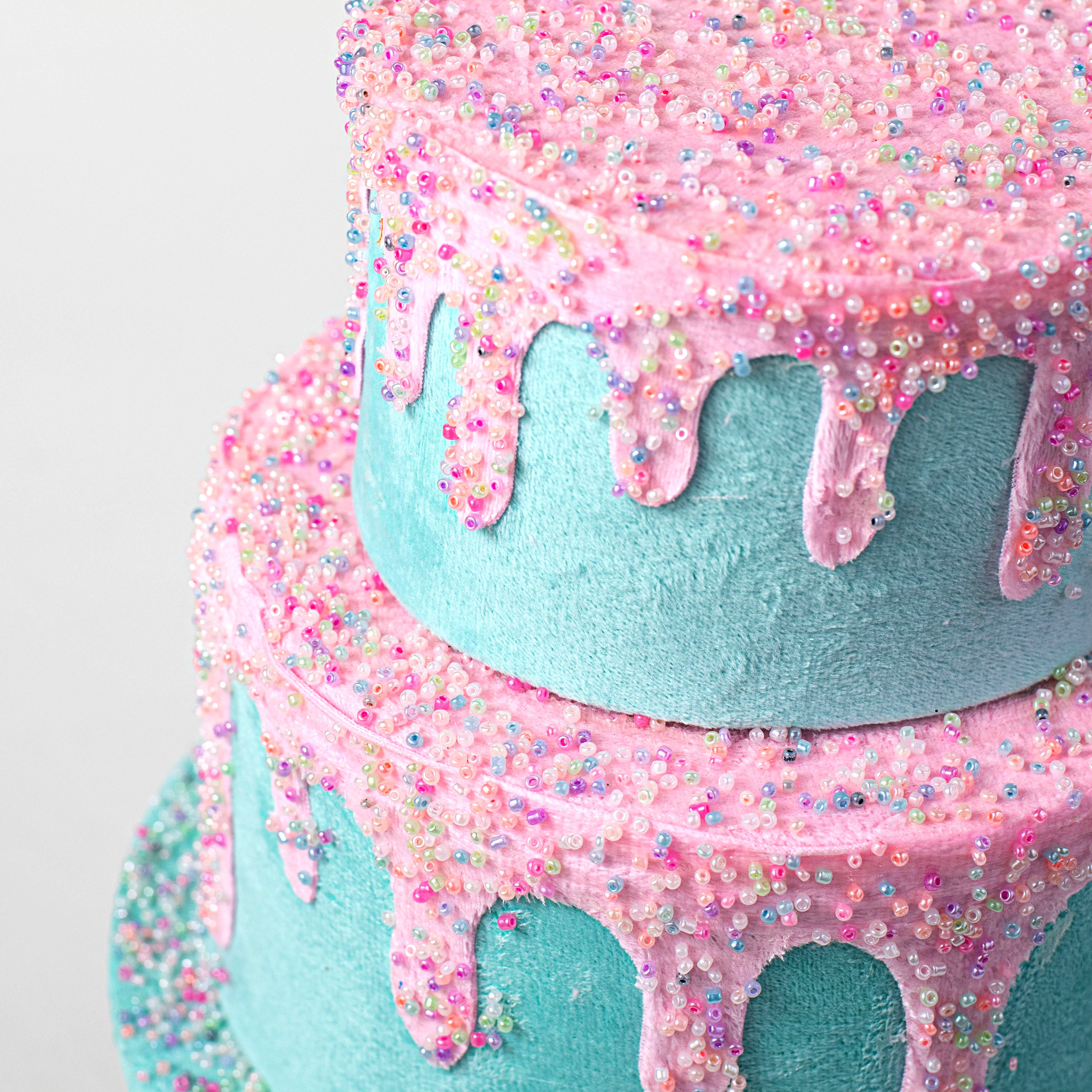 9" Two Tier Cake Decoration: Pink & Blue detail photo 3