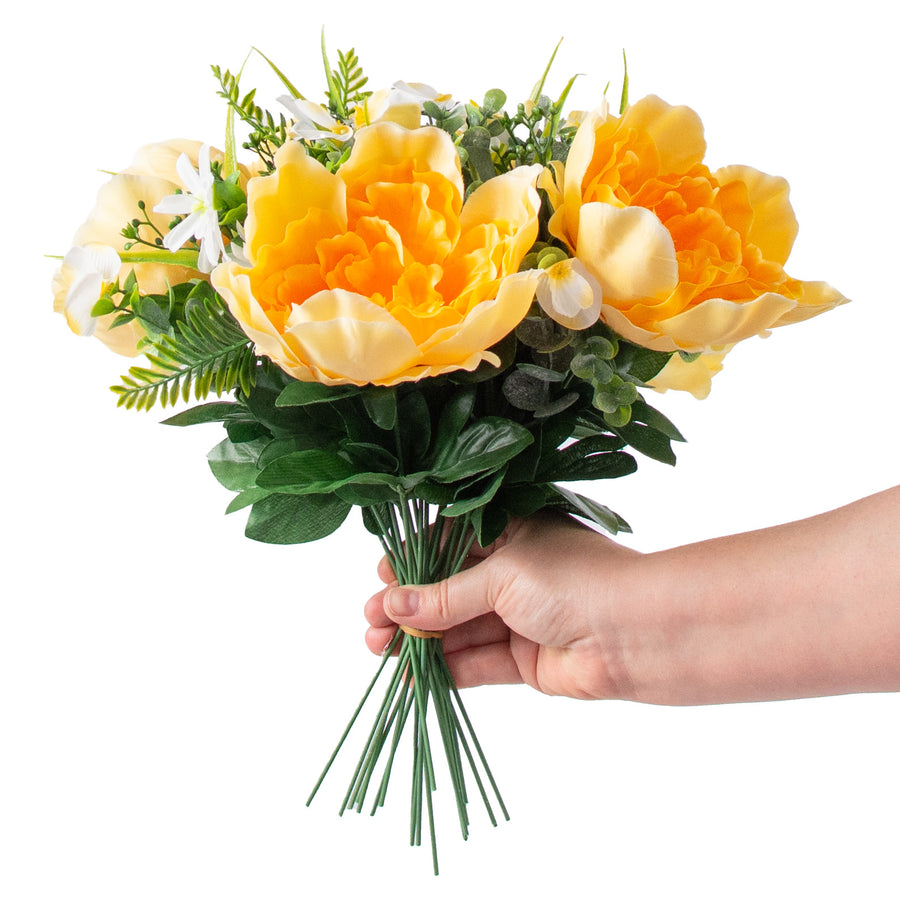 Un-bushed Pick Mix: Peony, Daisy, Fern & Eucalyptus (18 Stem) detail photo 3