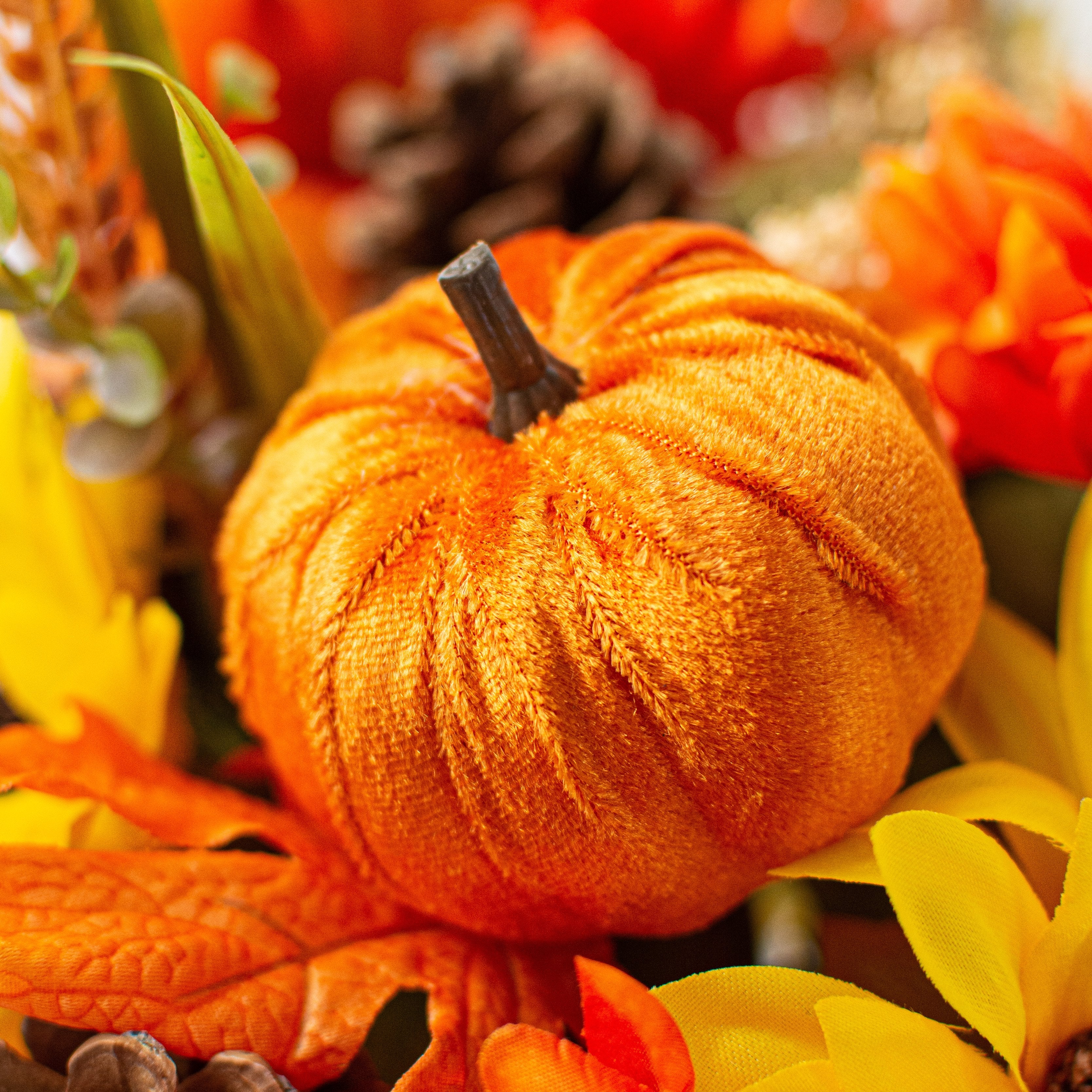 Un-bushed Pick Mix: Sunflower, Mum, Pumpkin & Pinecone (24 Stem) Lifestyle Photo