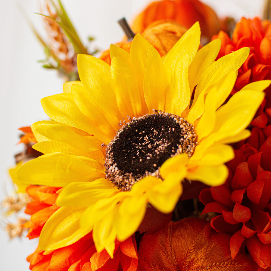 Un-bushed Pick Mix: Sunflower, Mum, Pumpkin & Pinecone (24 Stem) detail photo 4
