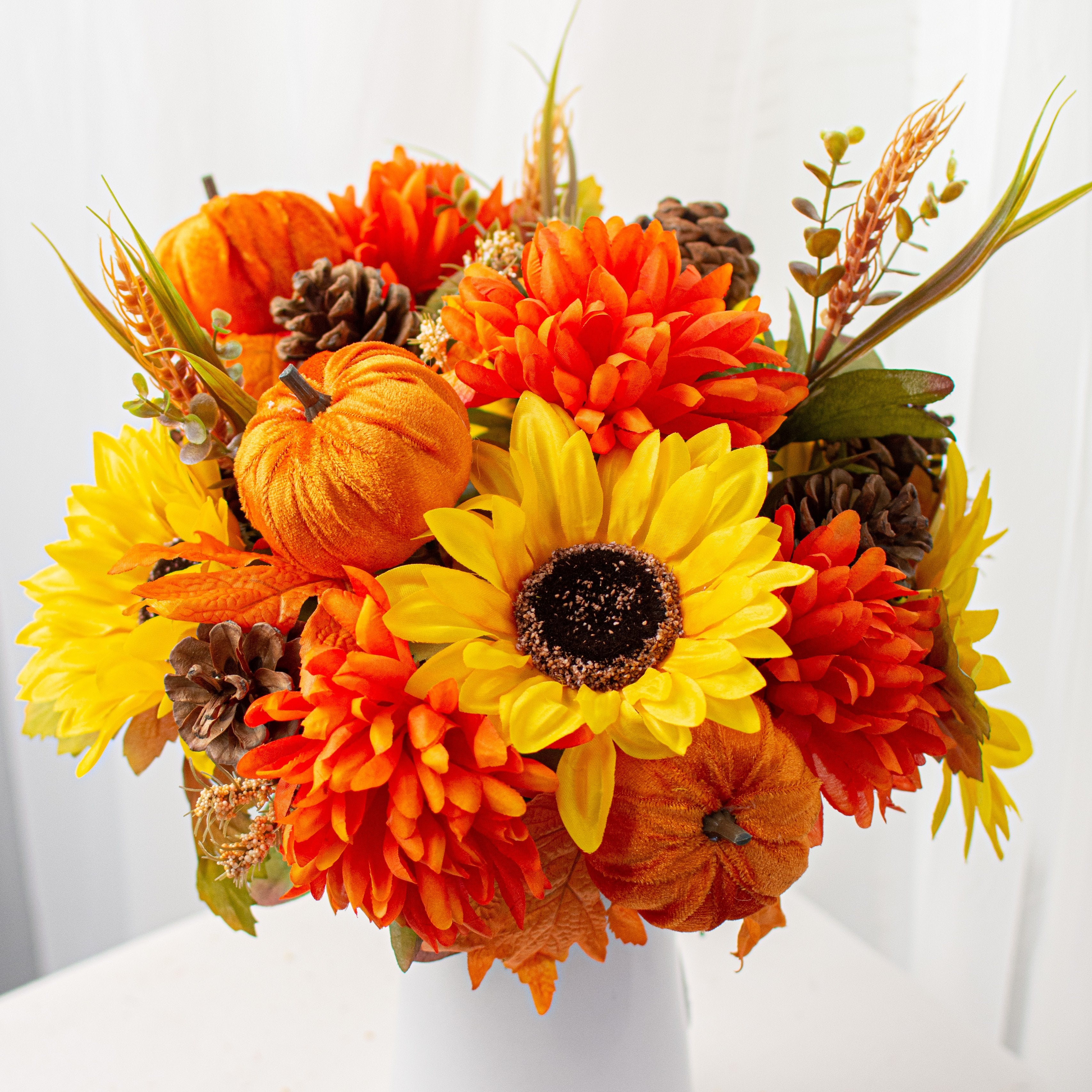 Un-bushed Pick Mix: Sunflower, Mum, Pumpkin & Pinecone (24 Stem)