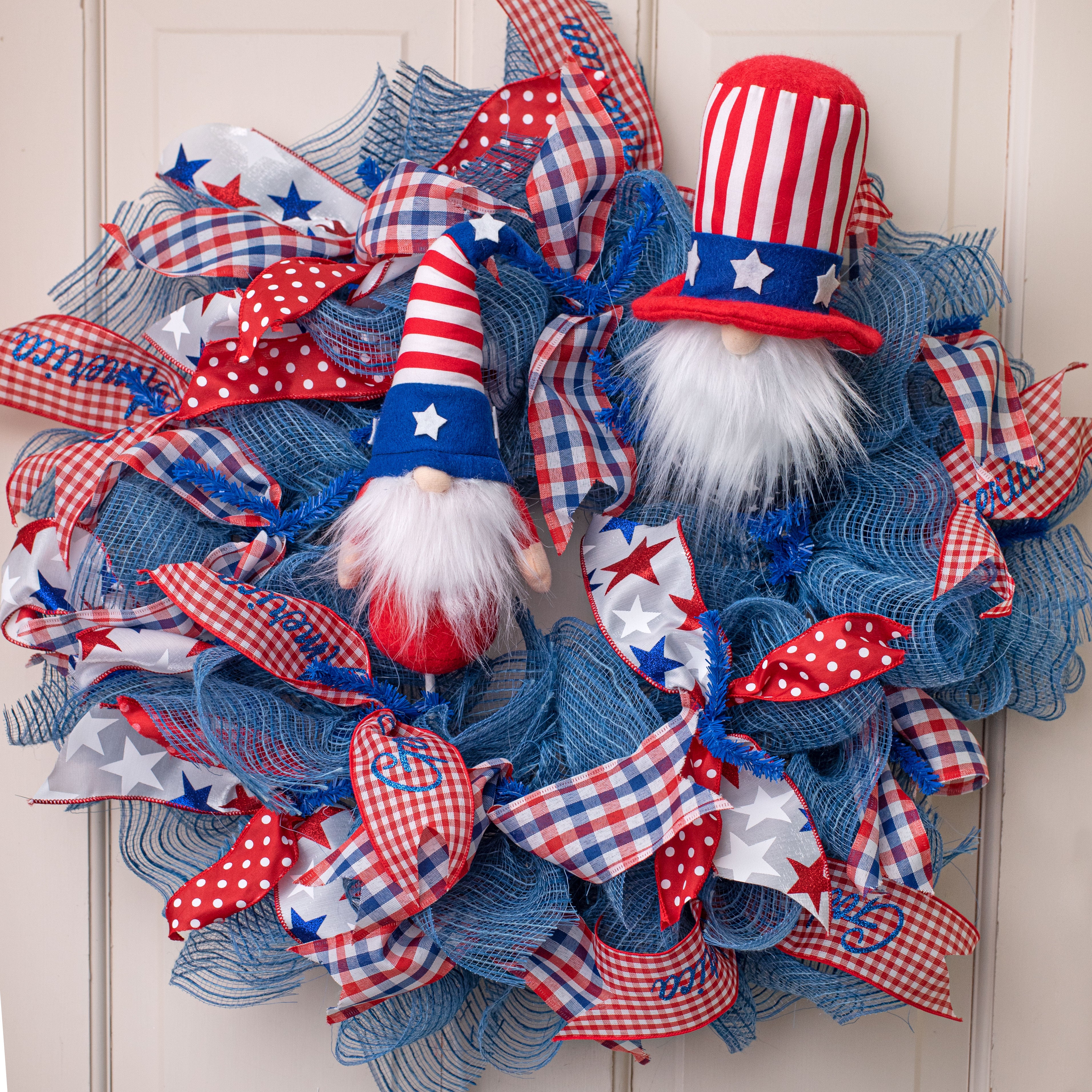 22" Uncle Sam Gnome Pick Lifestyle Photo