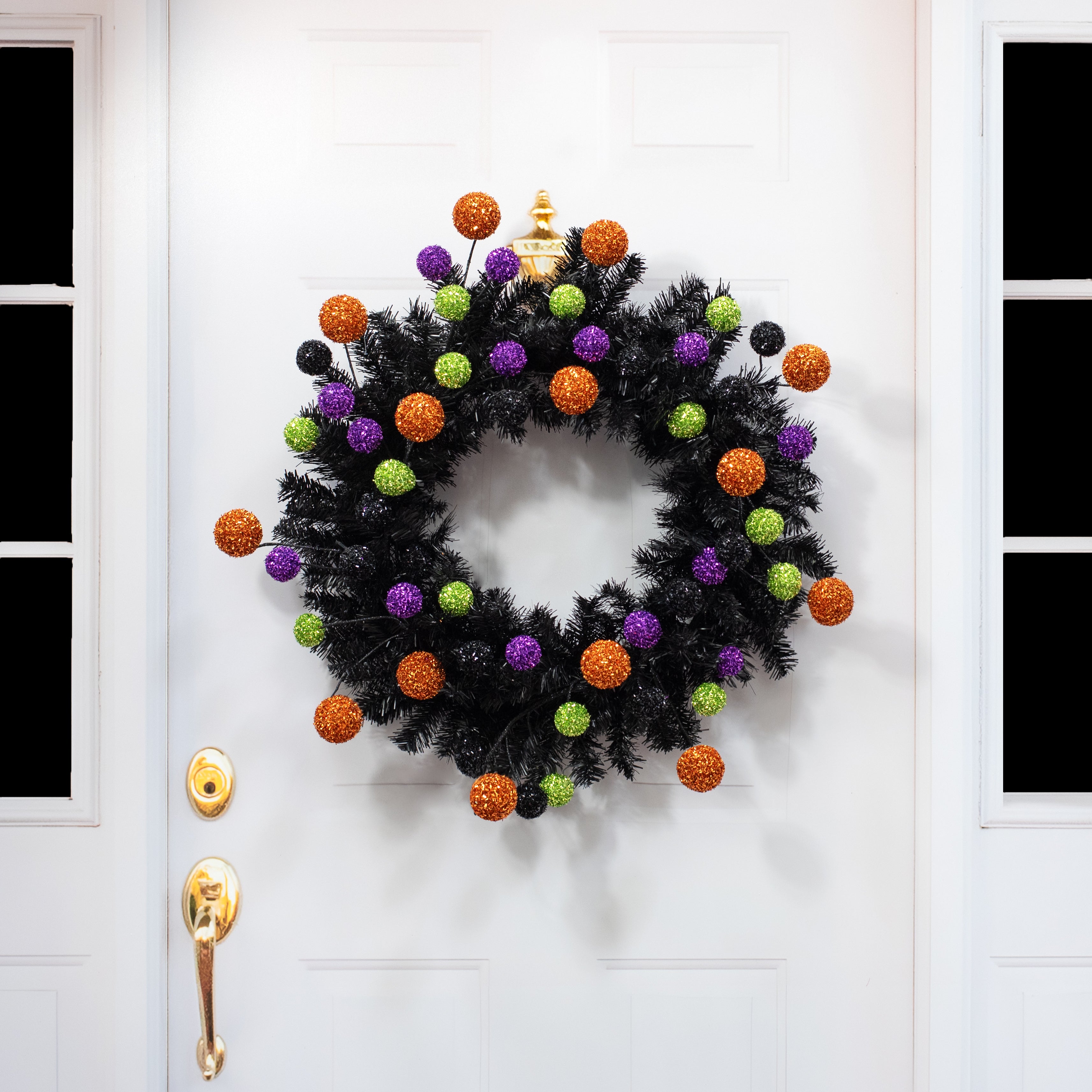 64" V-Cut Foil Ball Garland: Halloween detail photo 5