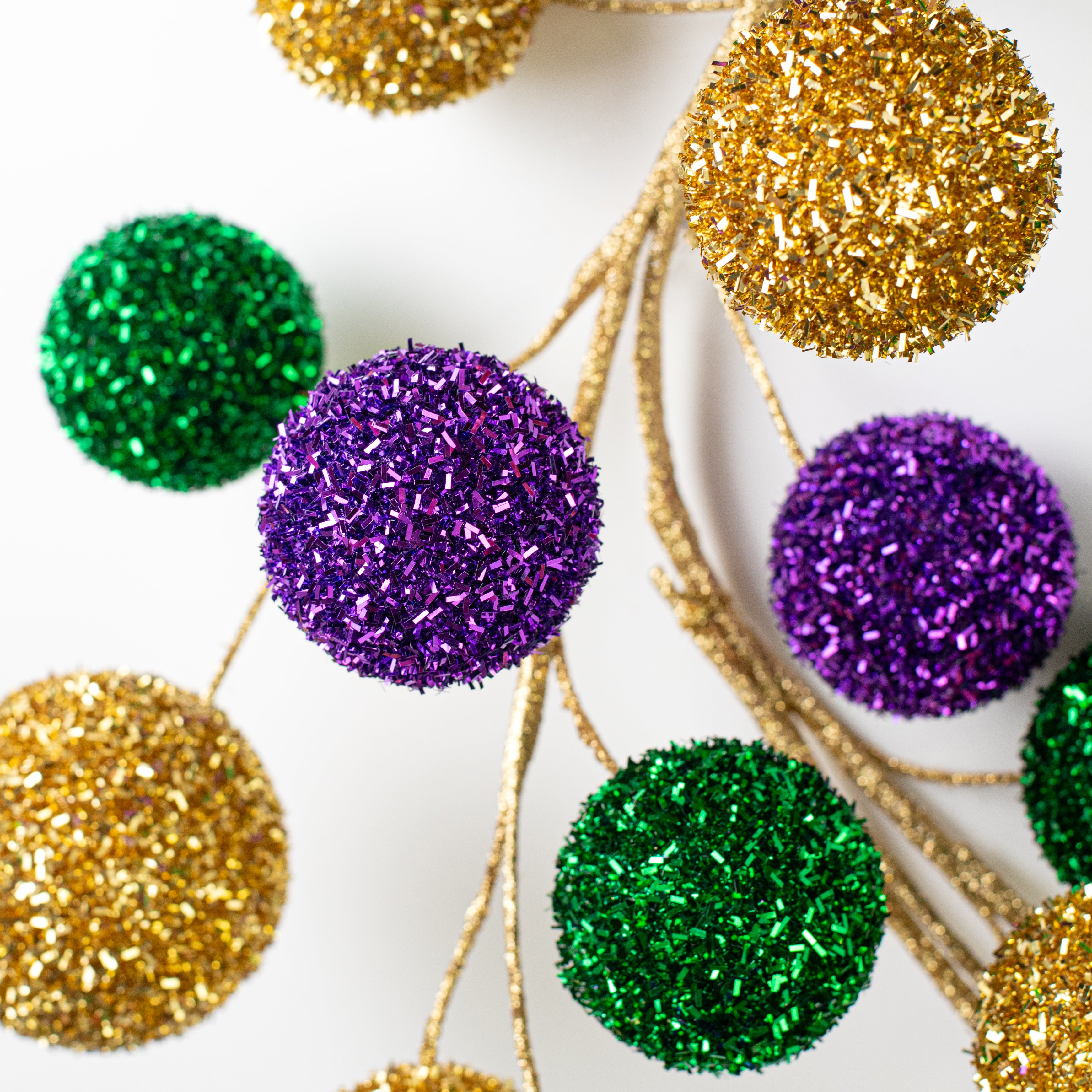 72" V-Cut Foil Jumbo Ball Garland: Mardi Gras detail photo 4