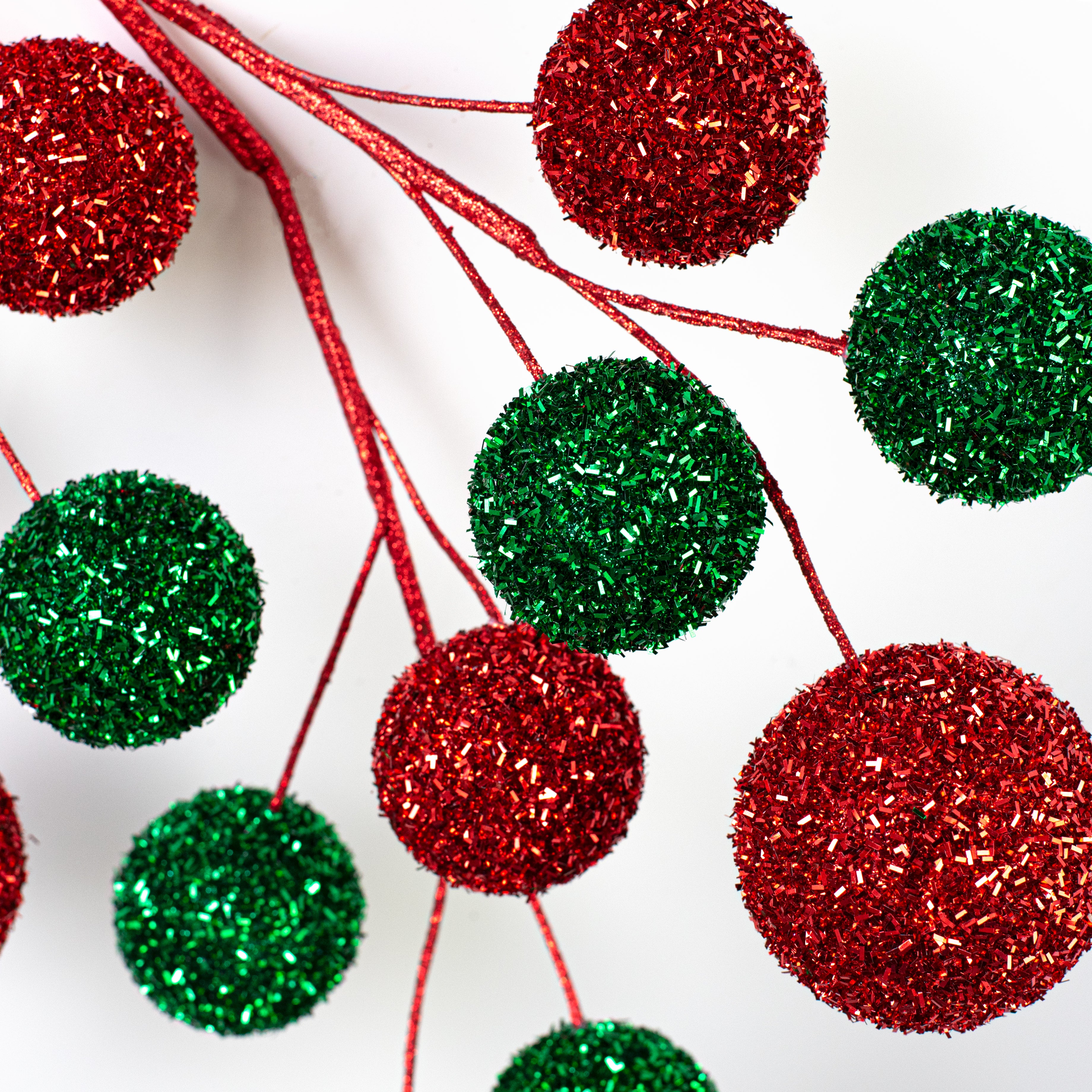 72" V-Cut Foil Jumbo Ball Garland: Red & Emerald Green detail photo 4