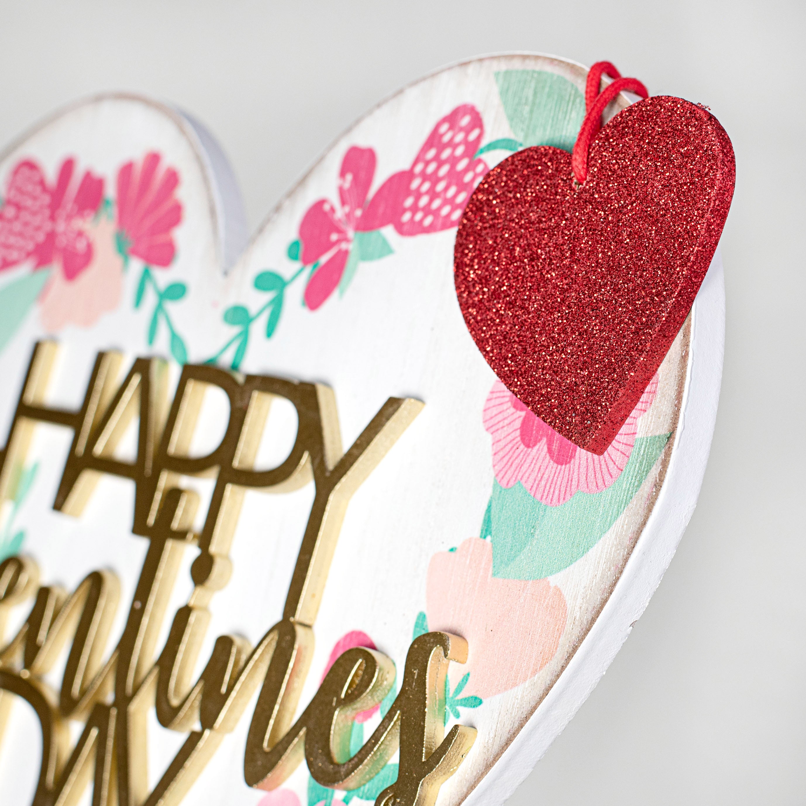 11" Valentine's Day Cutout Wall Decoration detail photo 3