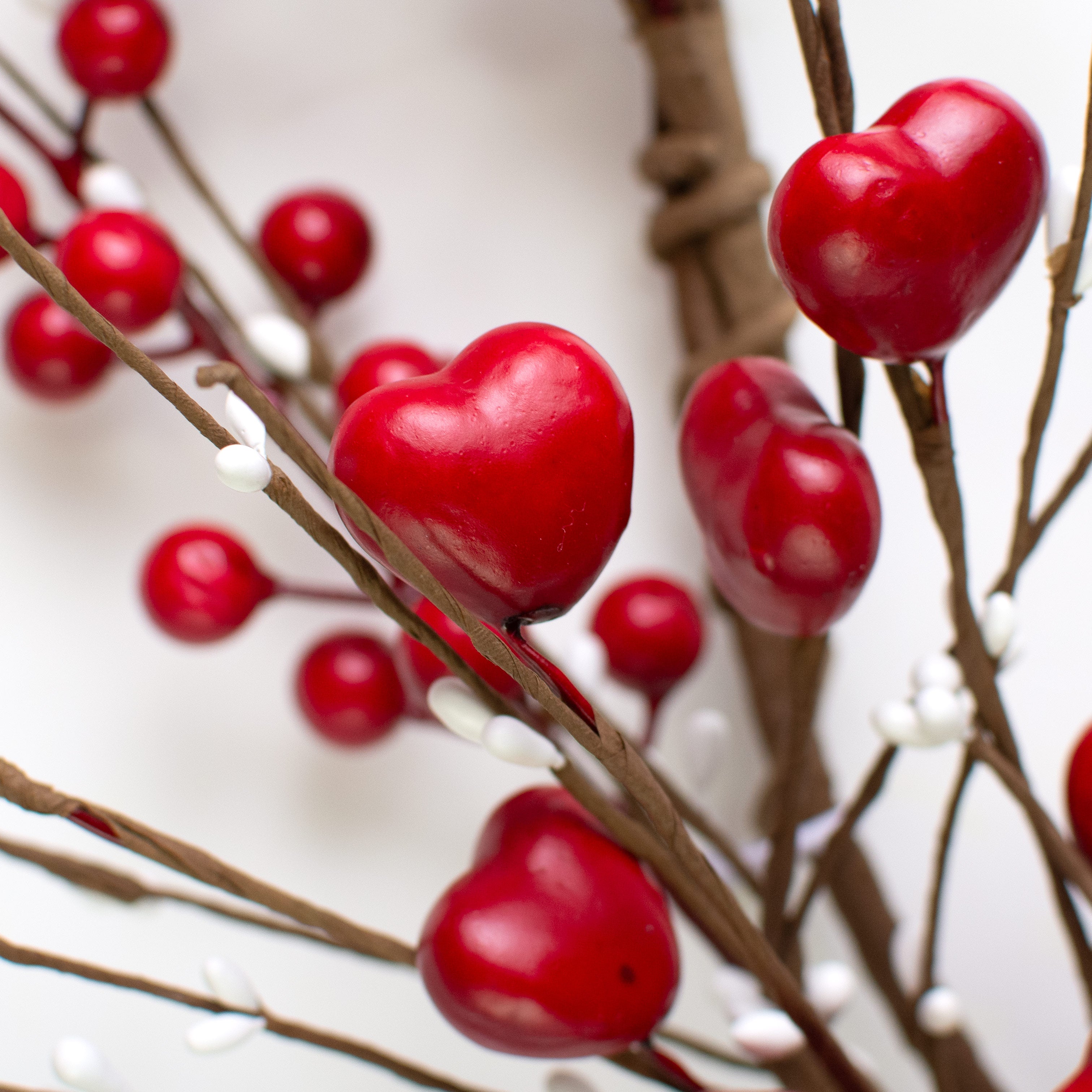 5' Valentine's Day Heart Garland: Red detail photo 4
