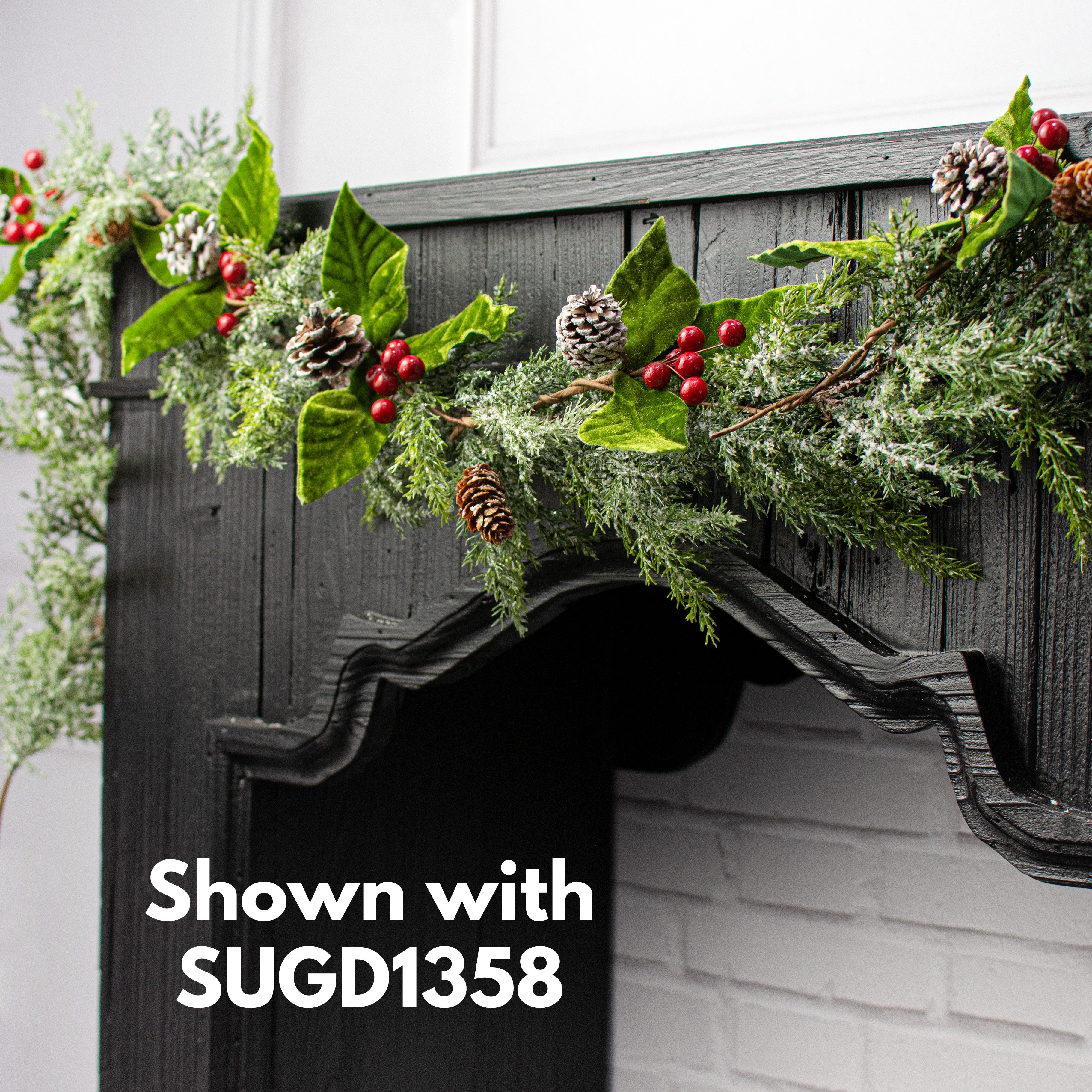 4' Velvet American Holly & Pinecone String Lifestyle Photo
