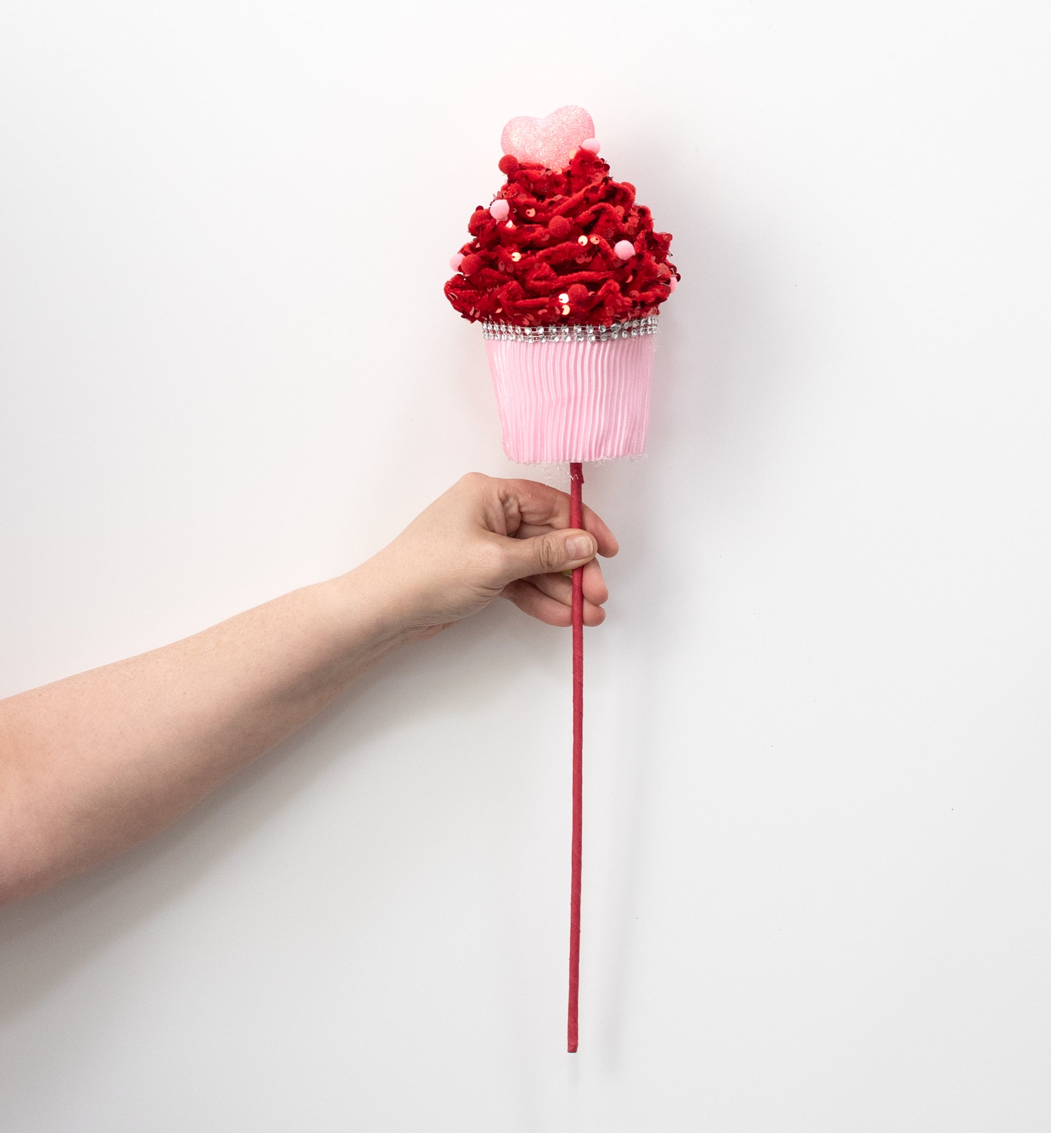 20" Velvet Cupcake Heart Pick detail photo 3