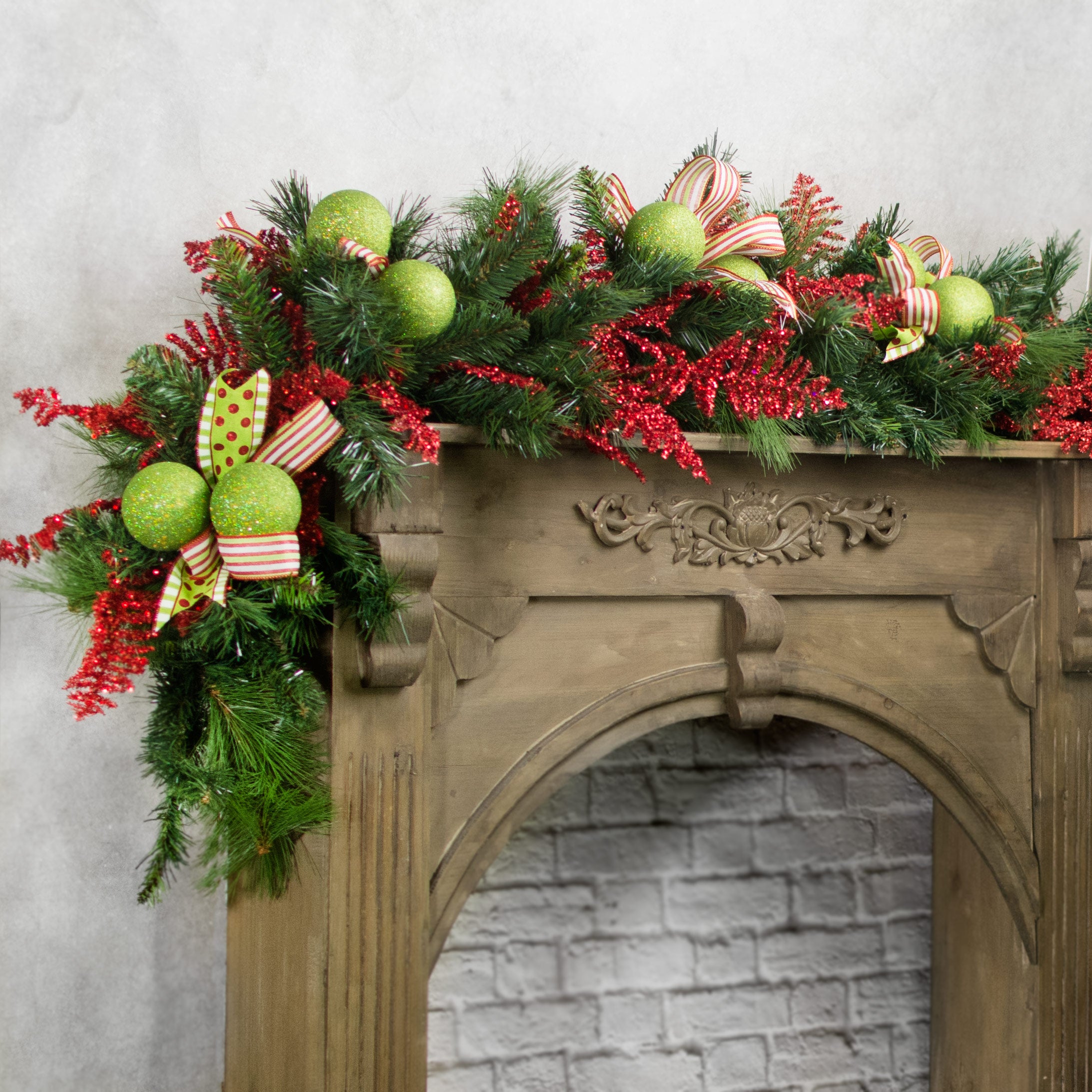 6' Vermont Pine Garland Lifestyle Photo