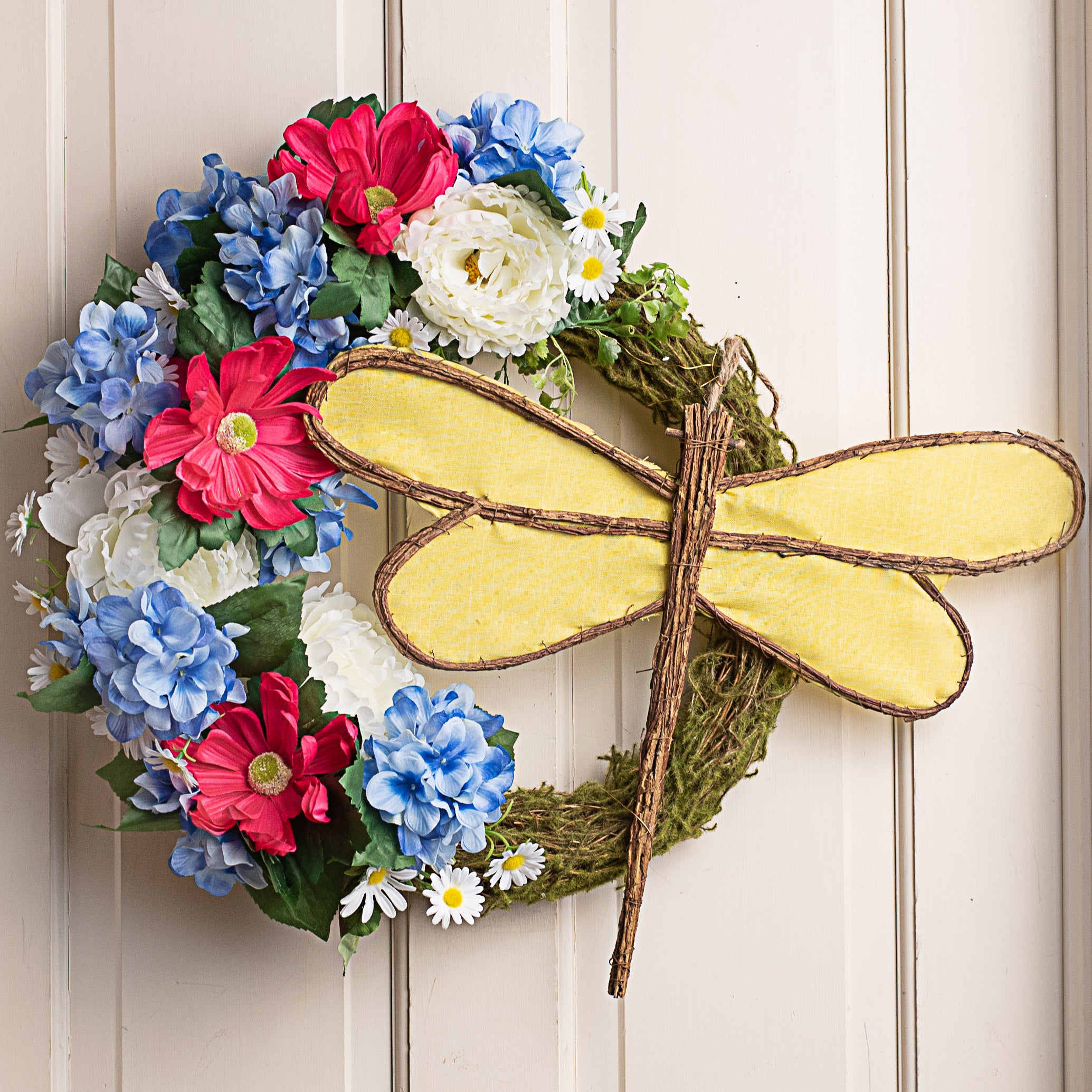 19" Vine Dragonfly Hanger: Yellow Lifestyle Photo