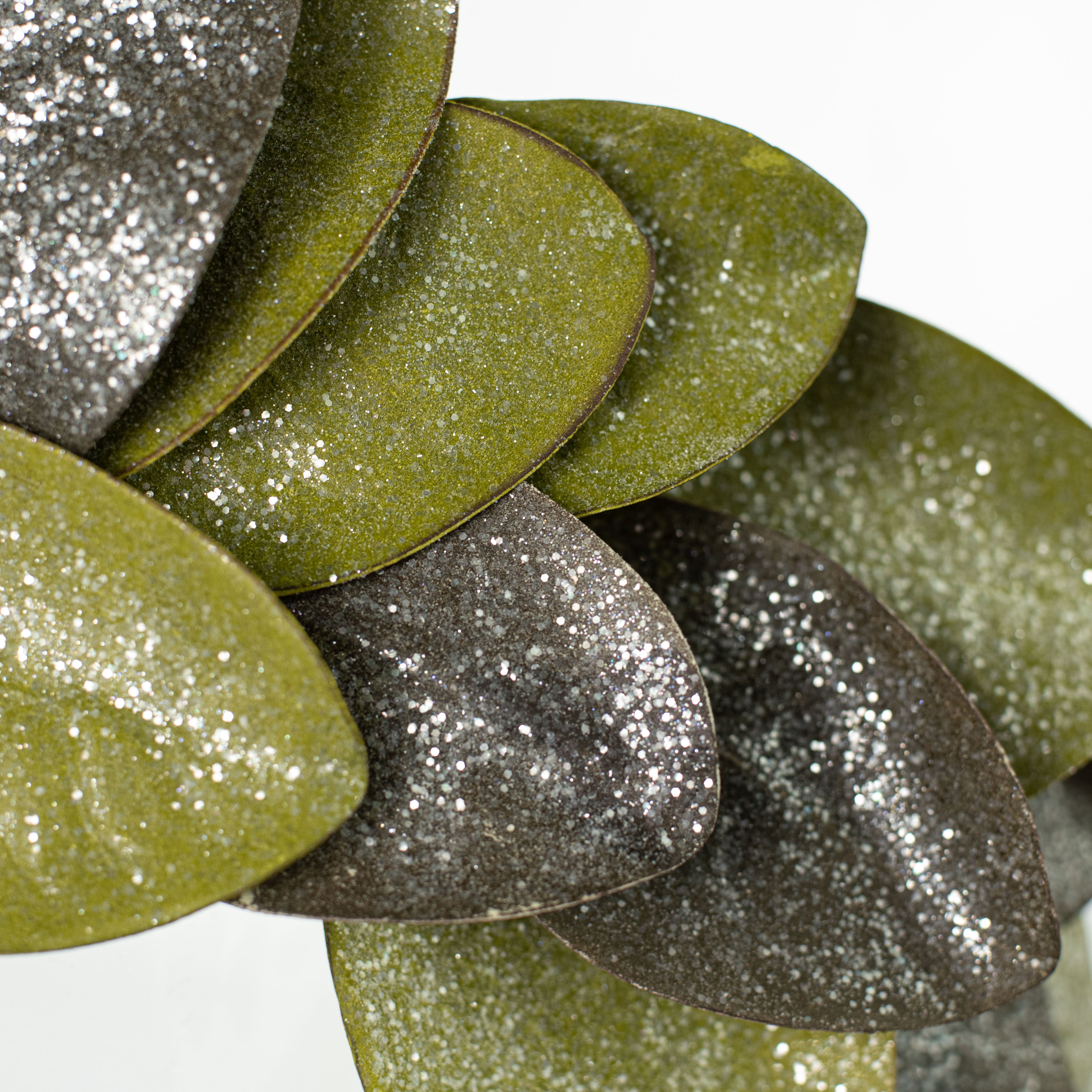 20" Vintage Glitter Magnolia Leaves Wreath detail photo 3