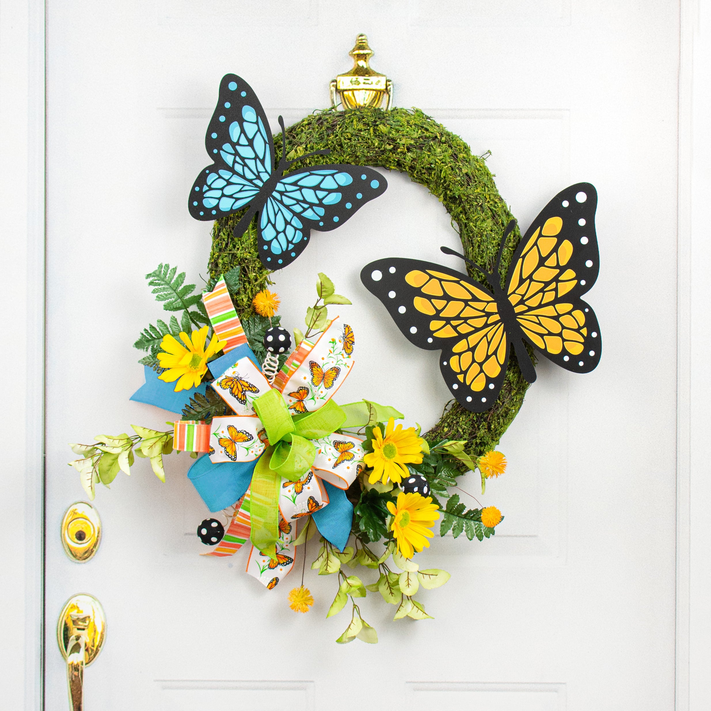 14" Waterpoof Butterfly Accent: Monarch Lifestyle Photo