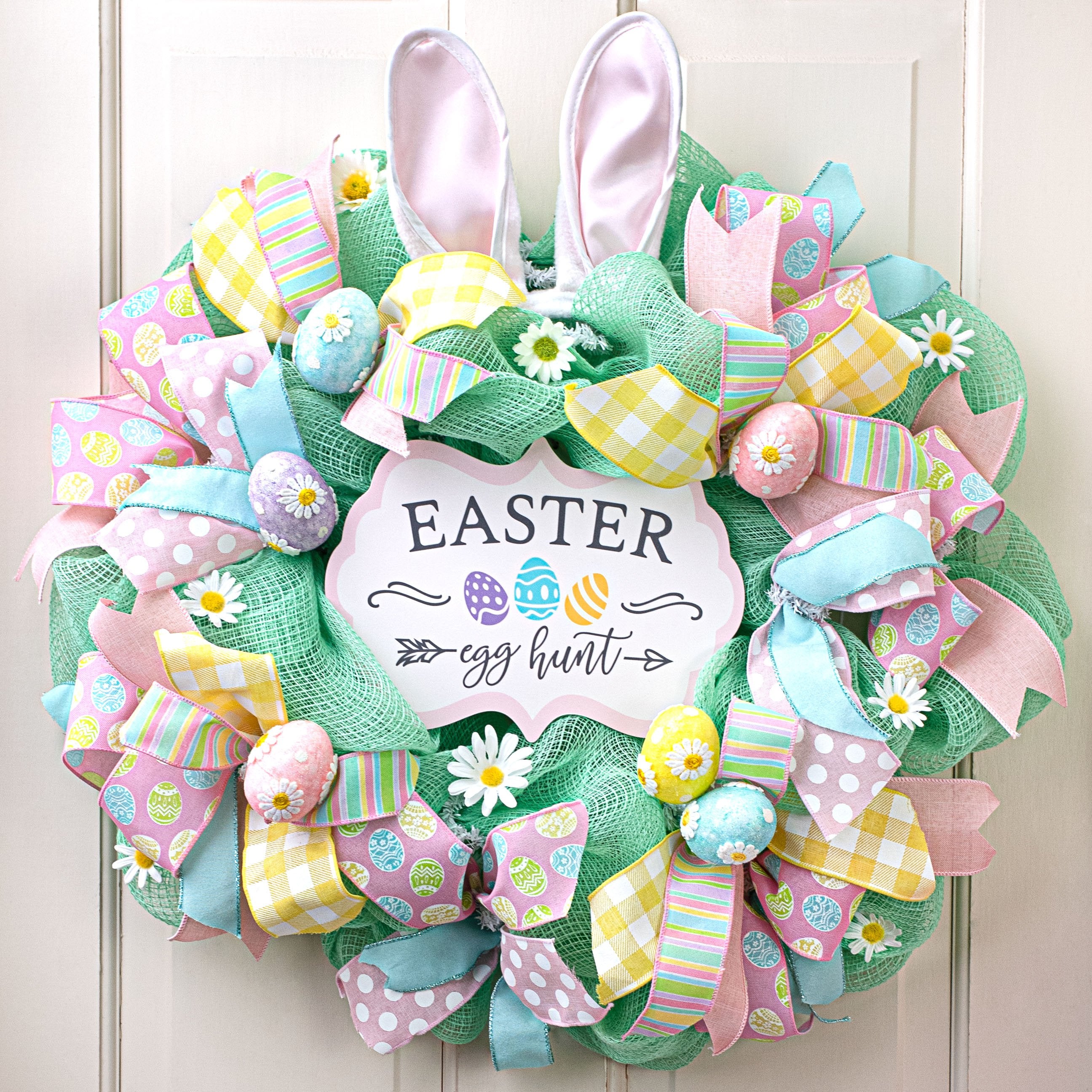 10" Waterproof Sign: Easter Egg Hunt Lifestyle Photo