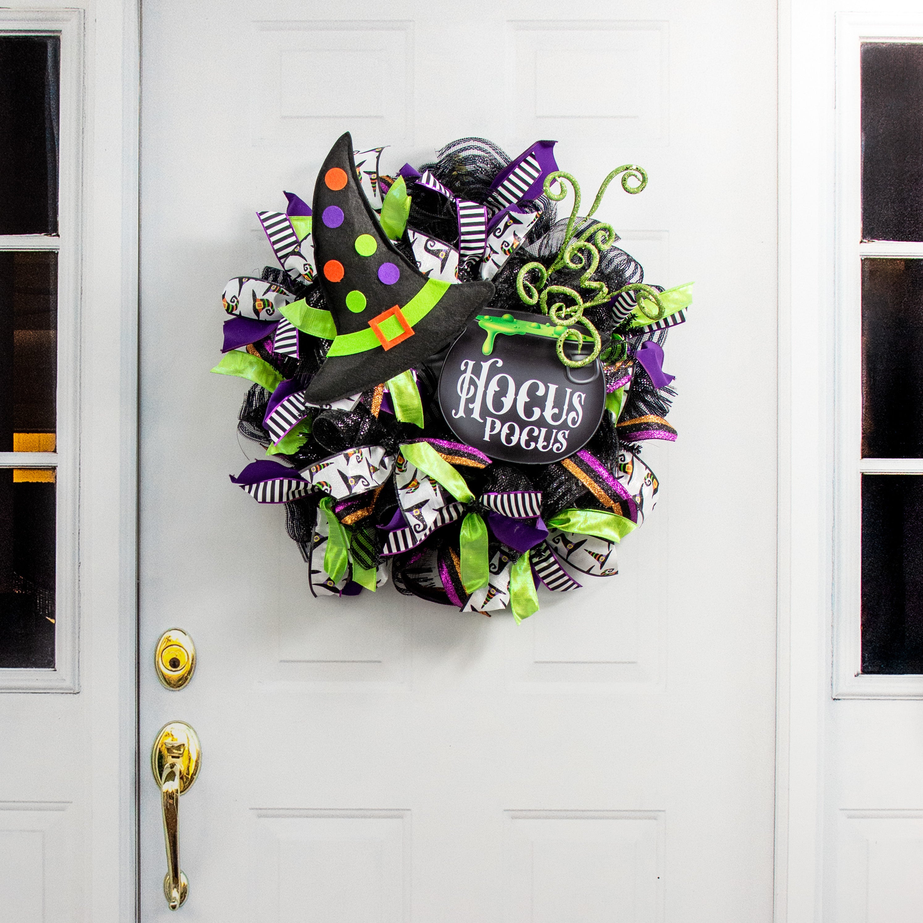 9" Waterproof Sign: Hocus Pocus Cauldron detail photo 4