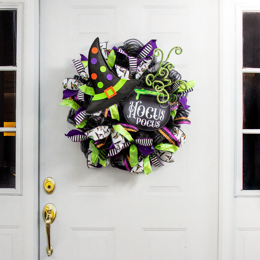 9" Waterproof Sign: Hocus Pocus Cauldron detail photo 4