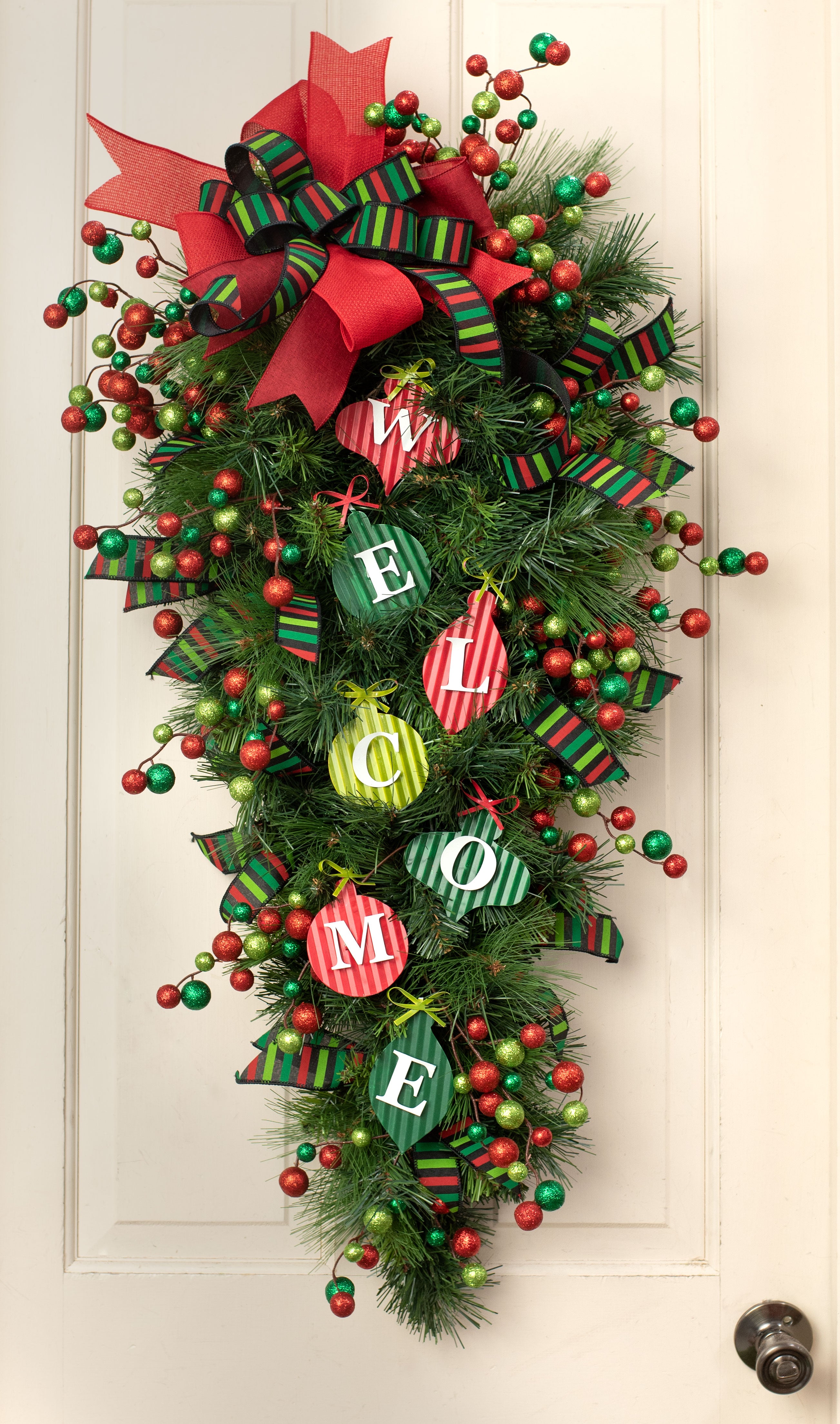 25" Welcome Ornament Banner detail photo 4