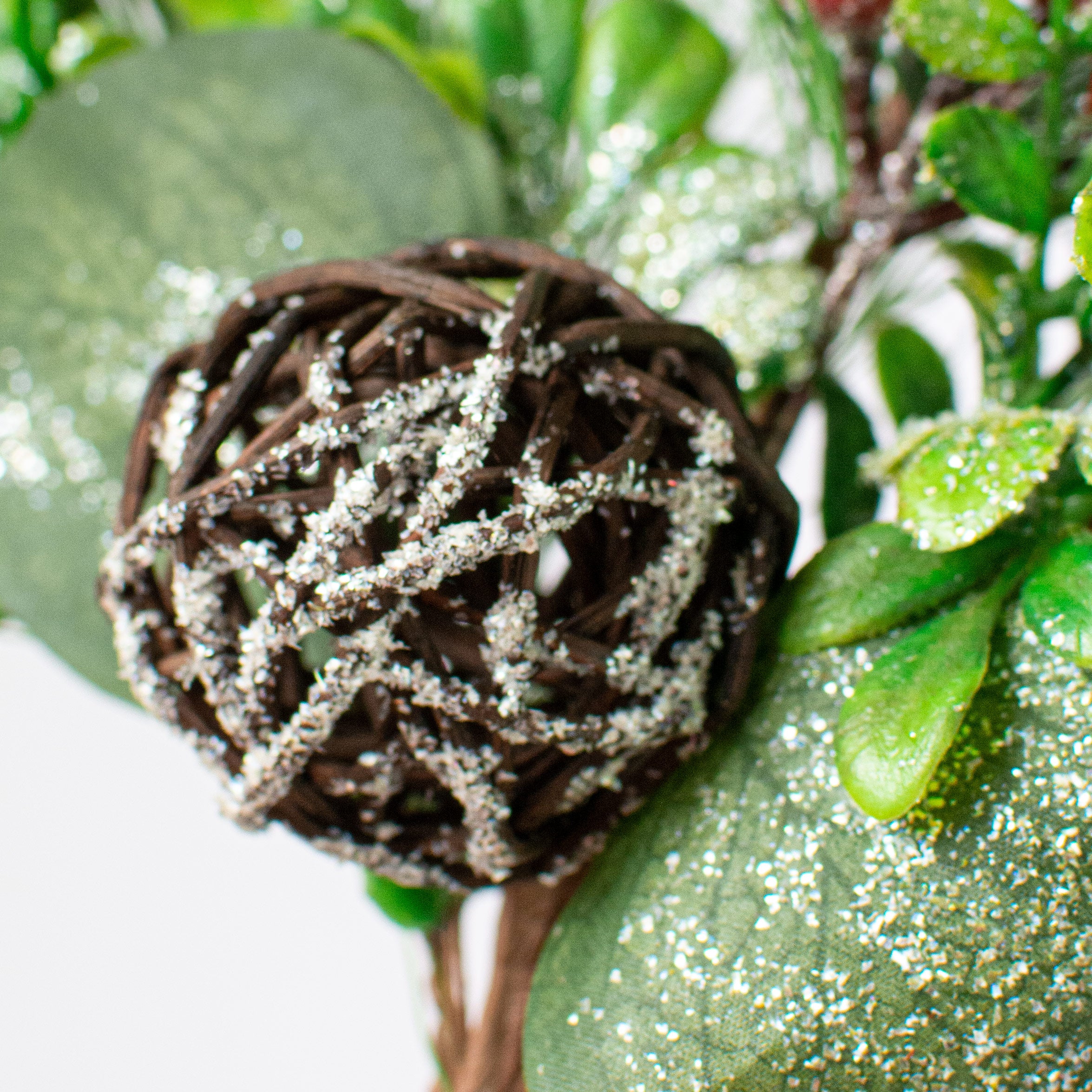 16" Wicker Ball, Berry, Eucalyptus, Pine Pick detail photo 4