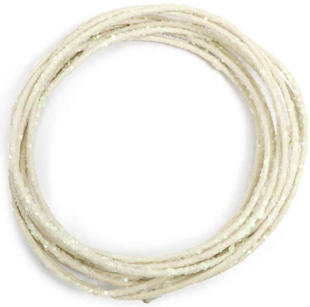 Wired Glamour Rope: White (25 Feet) Lifestyle Photo
