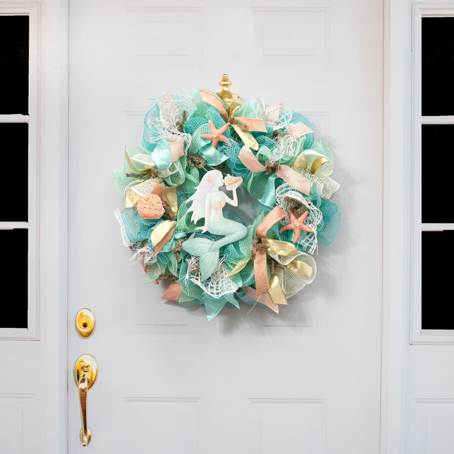 12" Wooden Cutout Sign: Shell Mermaid detail photo 4