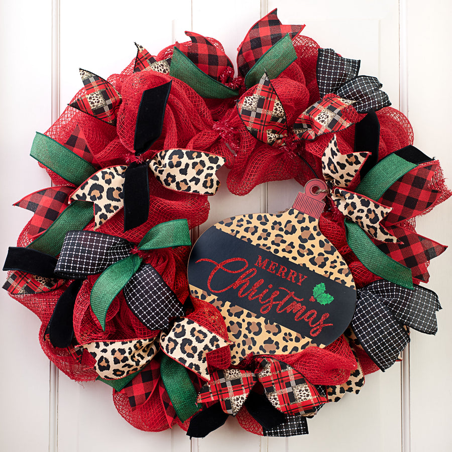 12" Wooden Ornament Sign: Leopard Merry Christmas Lifestyle Photo