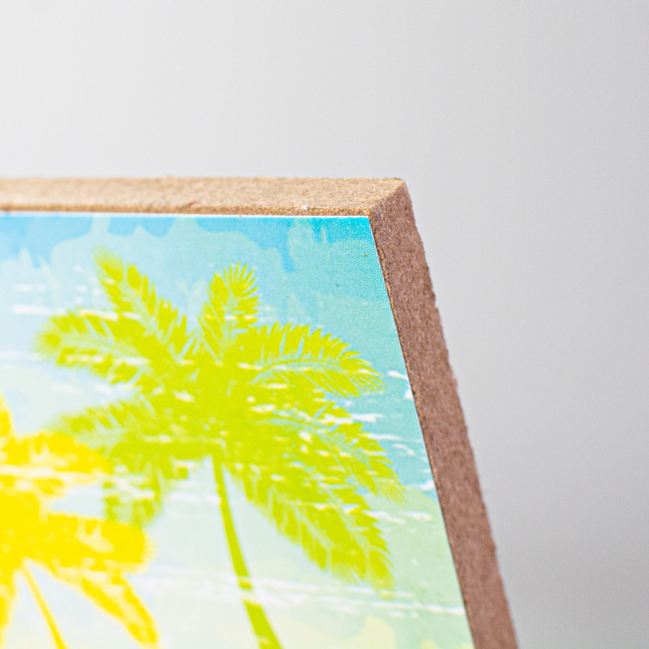 12" Wooden Sign: Don't Worry Beach Happy detail photo 3