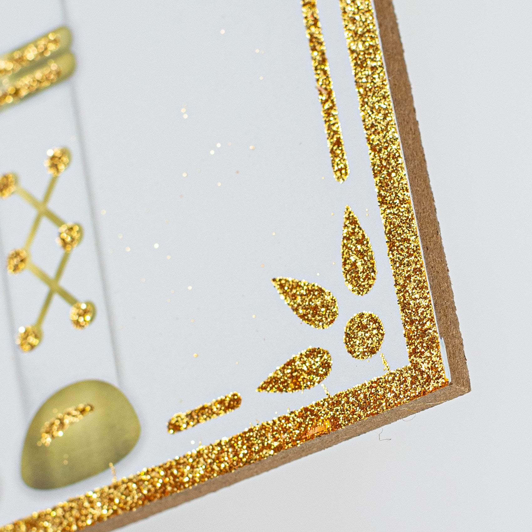 12" Wooden Sign: Glitter Nutcracker White & Gold detail photo 3