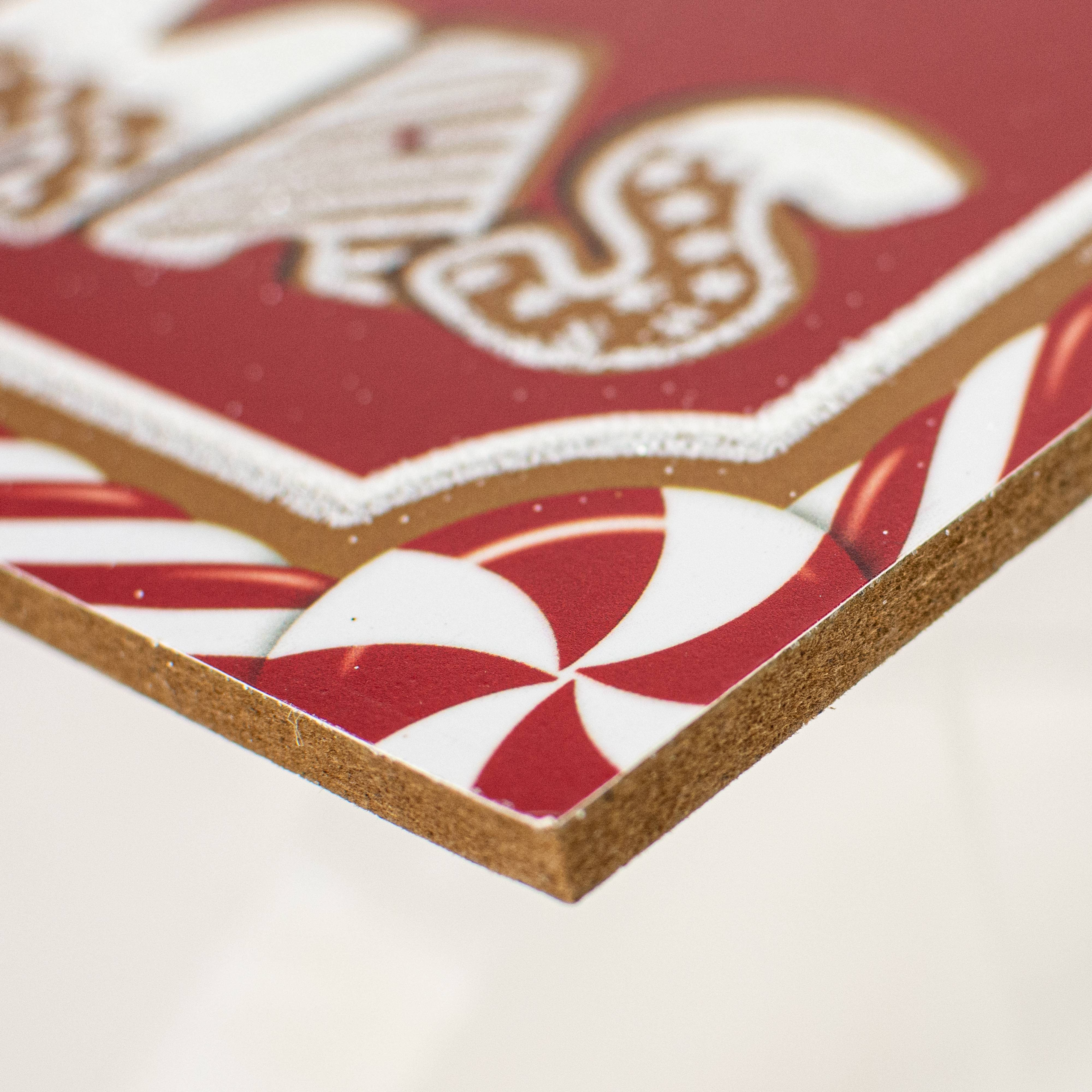 12" Wooden Sign: Merry Christmas Gingerbread Cookies detail photo 3