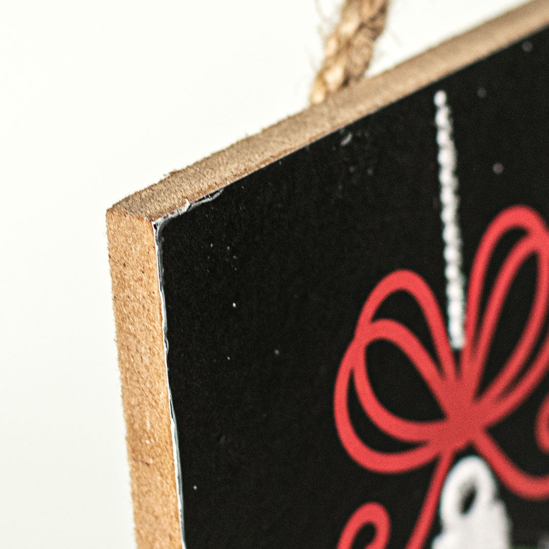 12" Wooden Sign: Retro Santa Ornament Merry Christmas detail photo 3