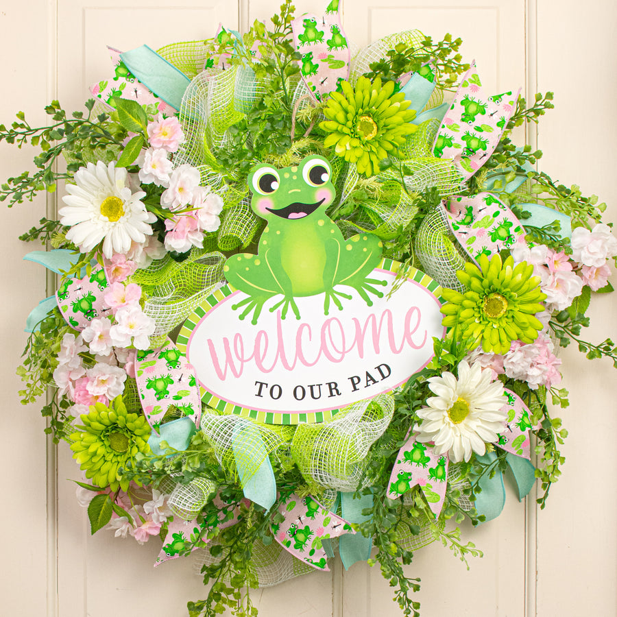 12" Wooden Sign: Welcome To Our Pad Frog Lifestyle Photo