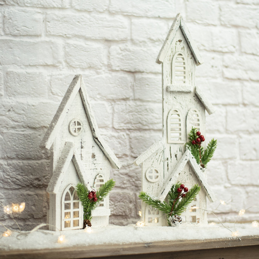11" Wooden Winter House Decoration: White Lifestyle Photo