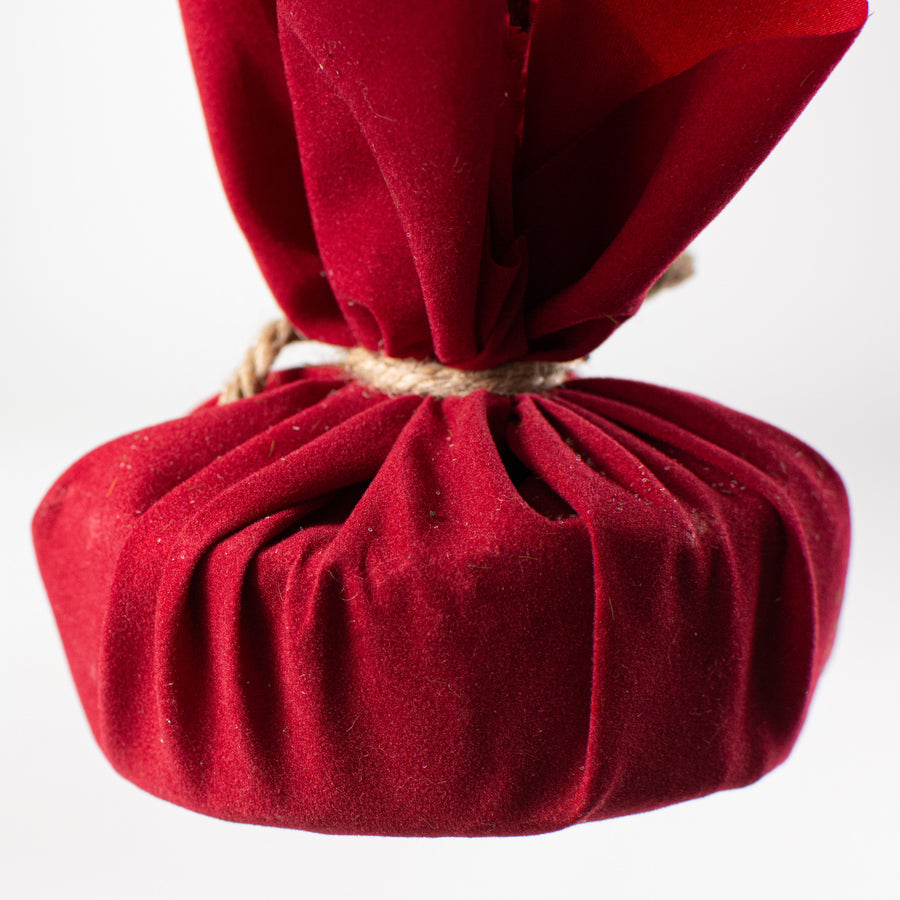 24" Woodland Fir Tree With Velvet Wrap detail photo 4