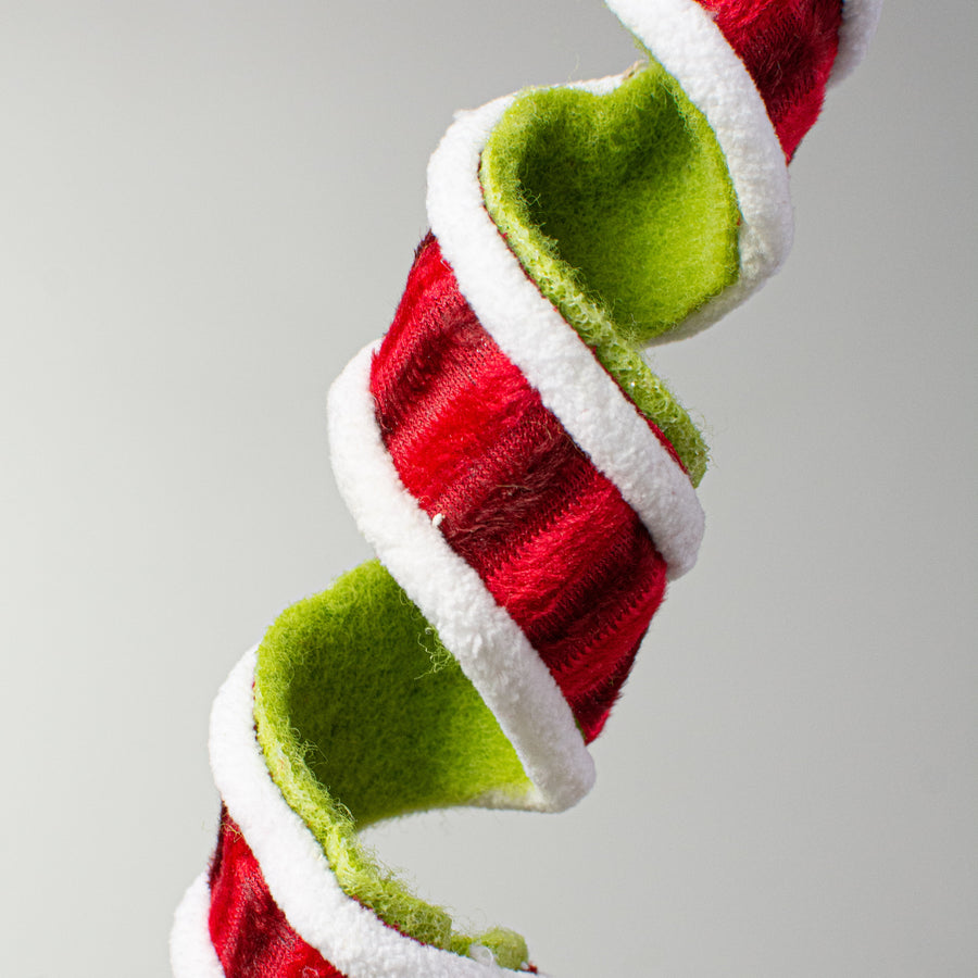 30" Wool Fabric Curly Spray: Red & Green Lifestyle Photo