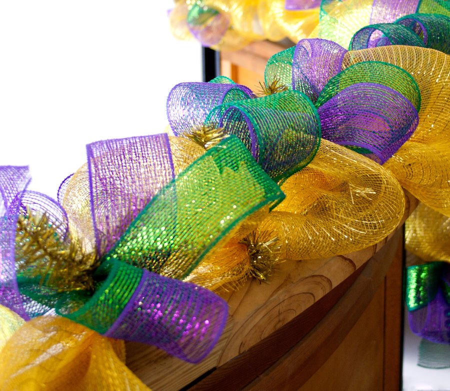 Work Garland: Metallic Gold (9 ft) detail photo 3
