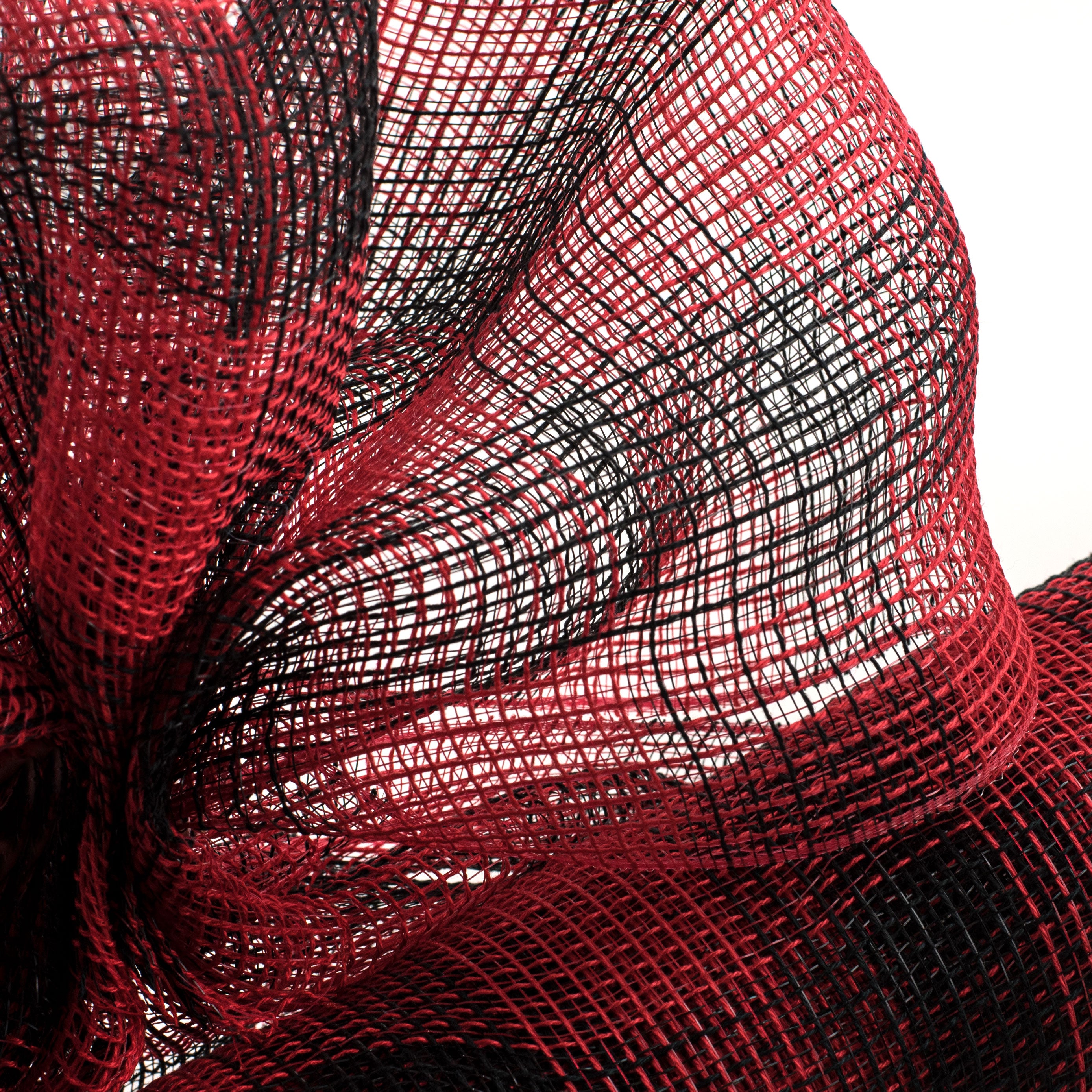 21" Fabric Mesh: Black & Red Plaid