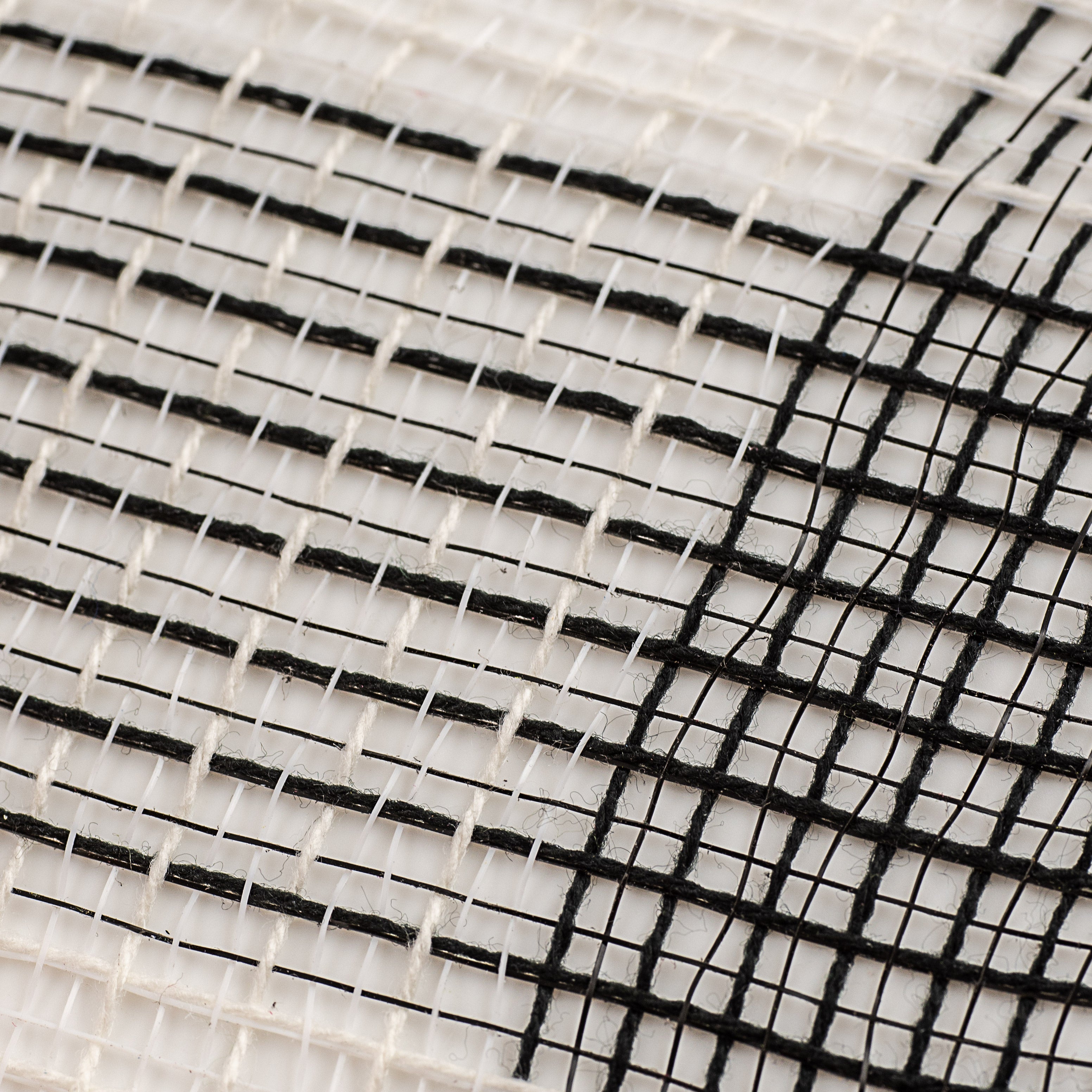 10" Fabric Mesh: Black & White Plaid
