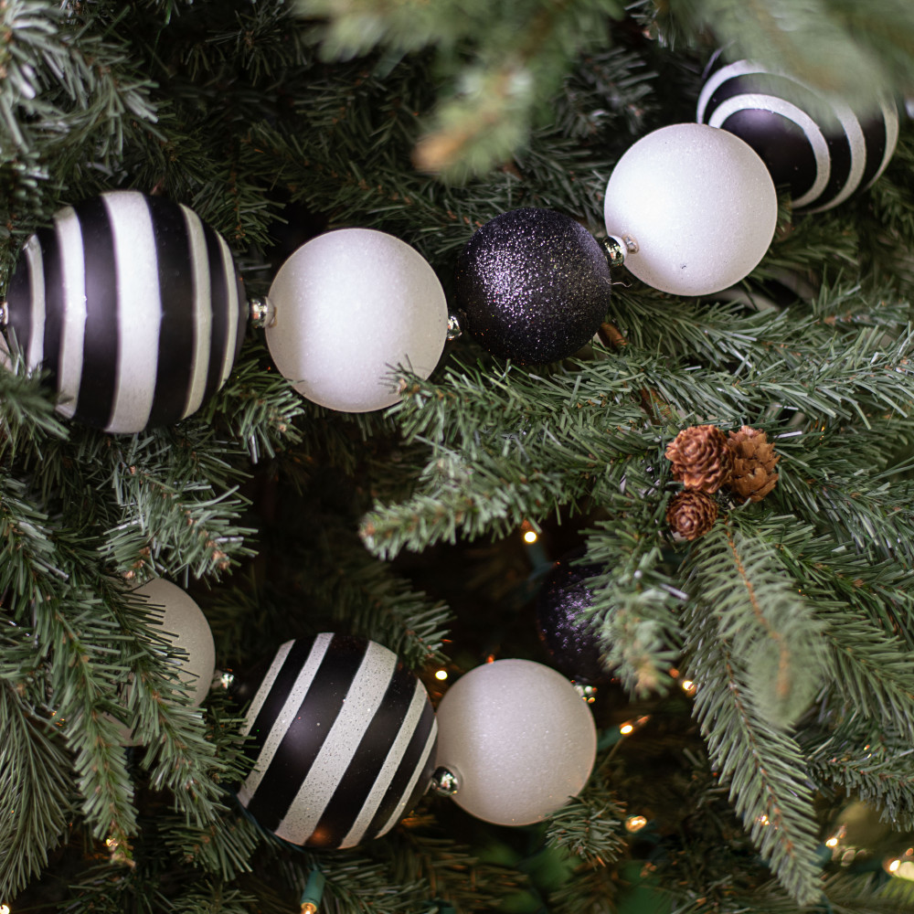 6' Glitter Stripe Ball Ornament Garland: Black & White [XG9102TX] 