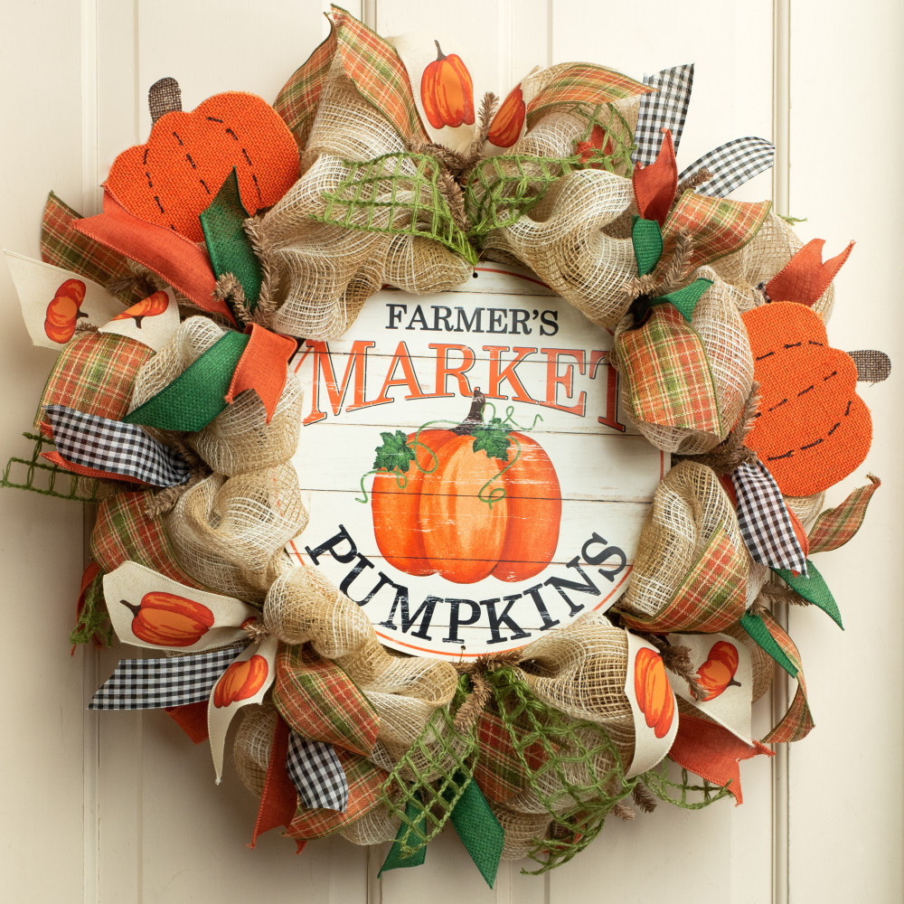 Glitter Farmer's Market Pumpkin Sign with Daisy Embellishment 10 x 12 Inches